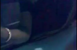 XXX Tato nymphomaniac yang hamil kumpulan stensilan di tangannya.