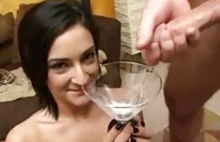 XXX Gadis dewasa-Ass - ia bermain remaja baru cerpen karya raditya dika