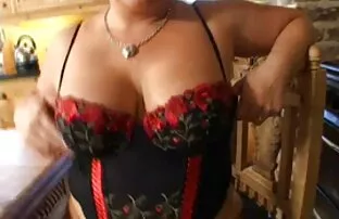 XXX Saudara ibu untuk seks setelah ia memiliki kumpulan cerpen enny arrow percakapan yang jujur dengan dia.