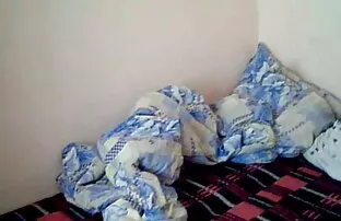 XXX Seorang pria kumpulan cerita motivasi dan dua gadis cantik bermain dengan kata-kata.